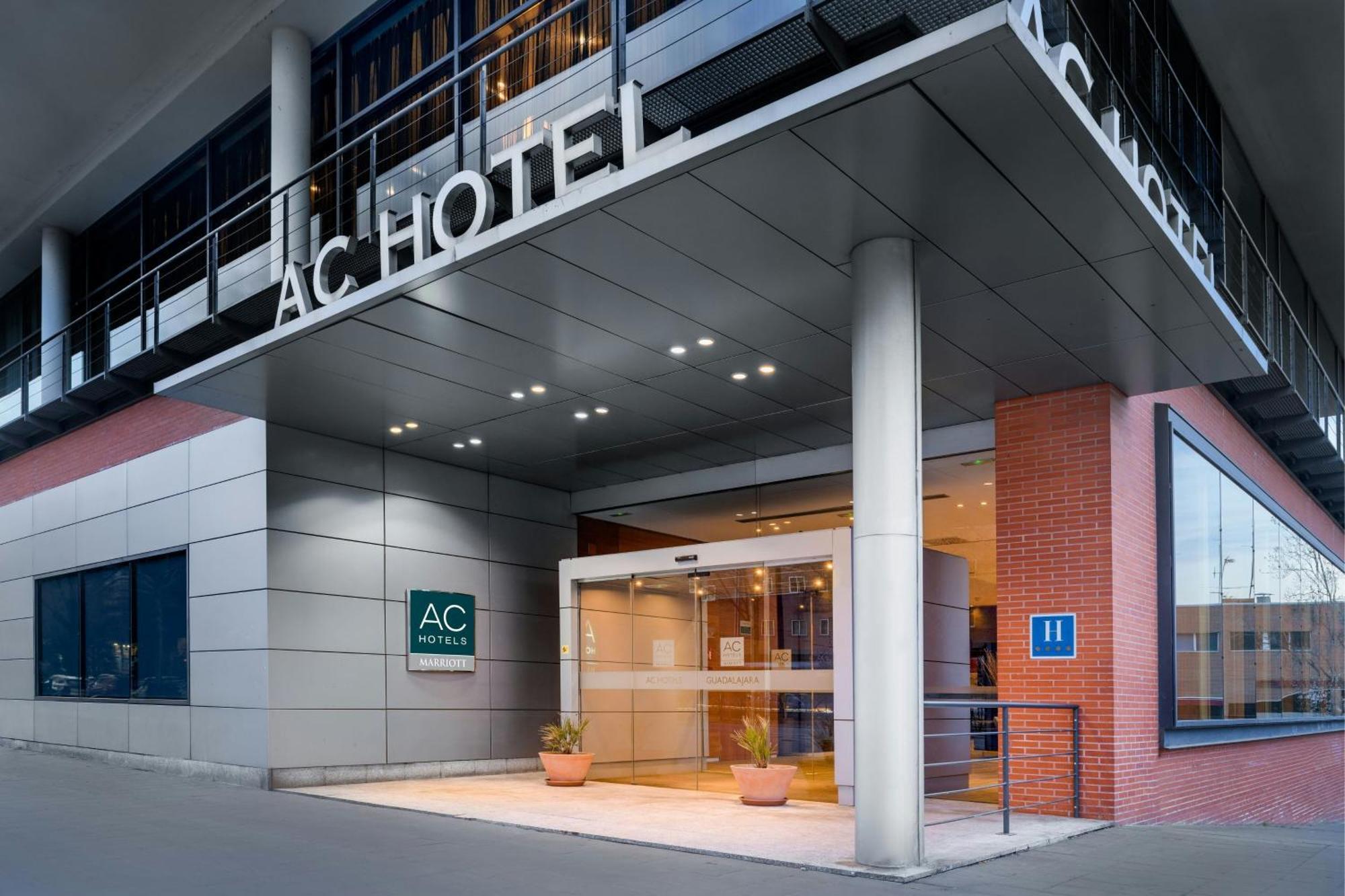 Ac Hotel Guadalajara By Marriott, Spain Exteriör bild