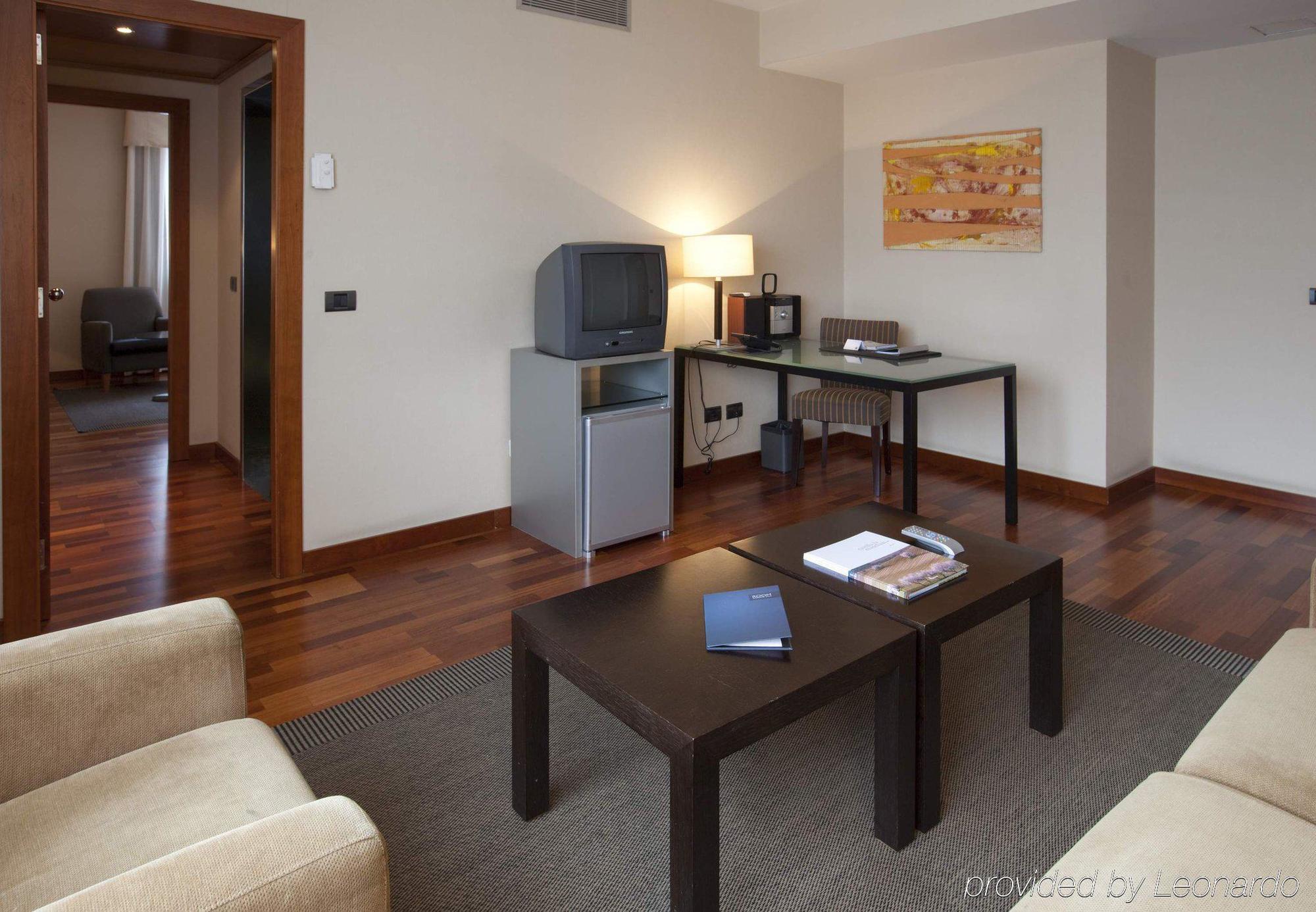 Ac Hotel Guadalajara By Marriott, Spain Rum bild